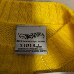 Hot Wheels 🔴NWT!🔴 woman sweater
